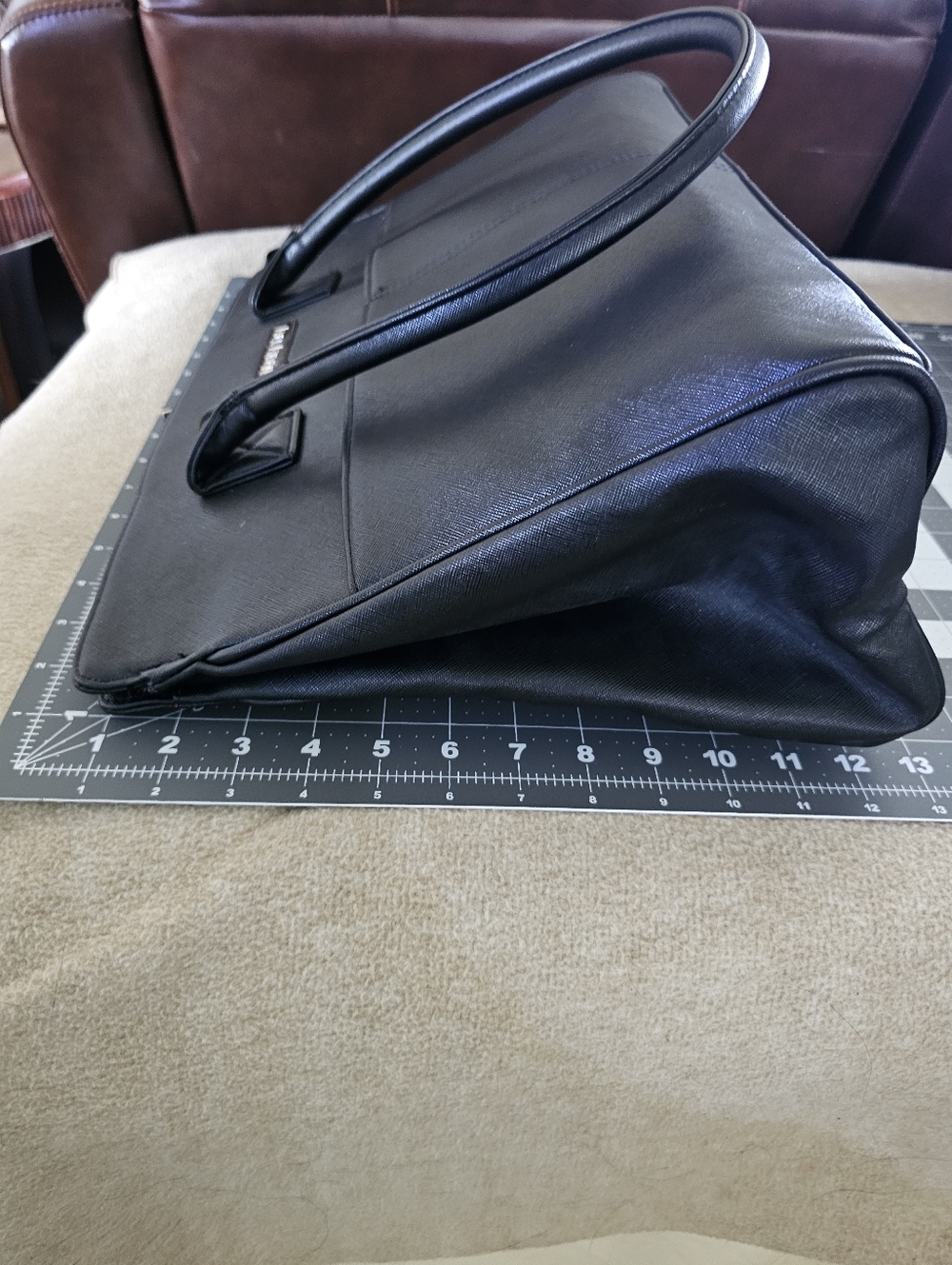Mary Kay Black Tote with Dual Handles - Picture 6 of 9